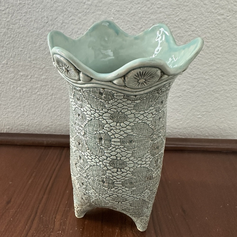 Kathy Jeffers Tripod Vase 8.5 Inch Floral Light Green Glaze Signed Textured